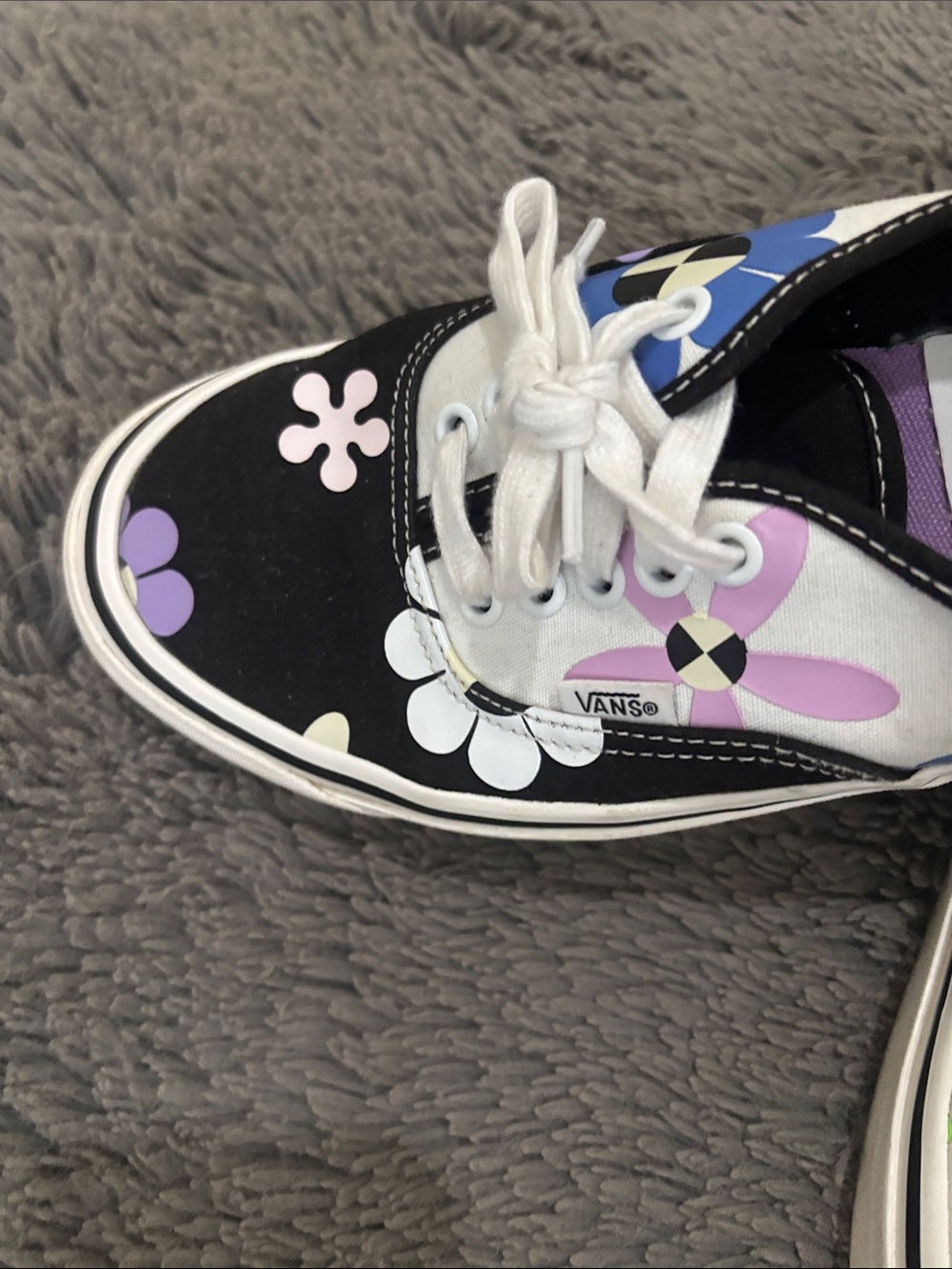 Vans Black & White Floral Skate Shoes with Pastel Accents - Picture 2 of 6